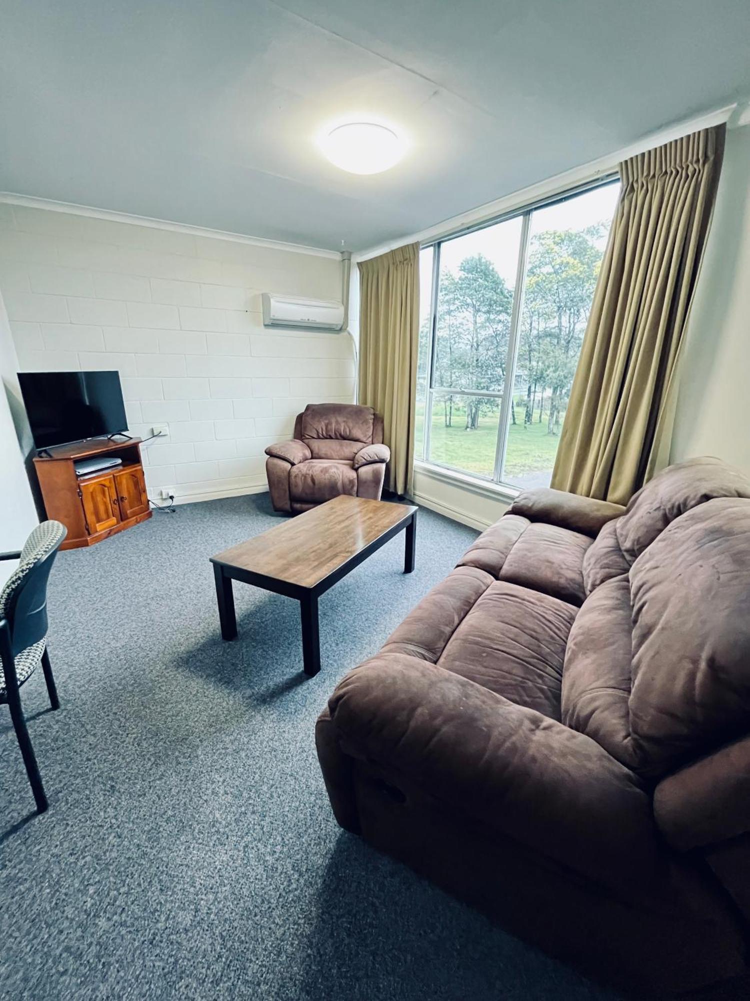 Heemskirk Motor Hotel Zeehan Phòng bức ảnh
