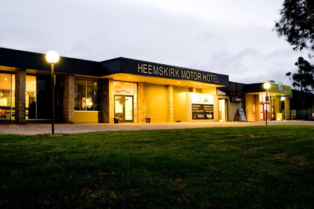 Heemskirk Motor Hotel Zeehan Ngoại thất bức ảnh